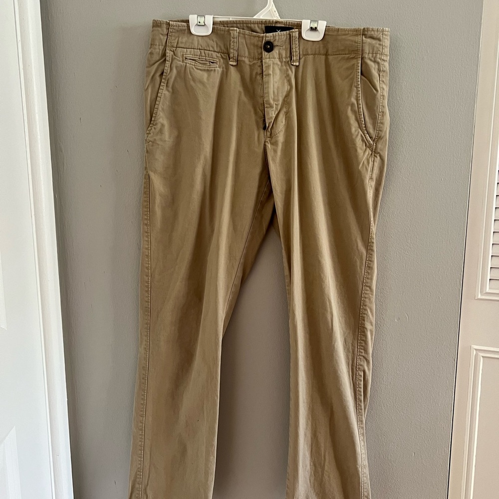 AE Men Tan Pants